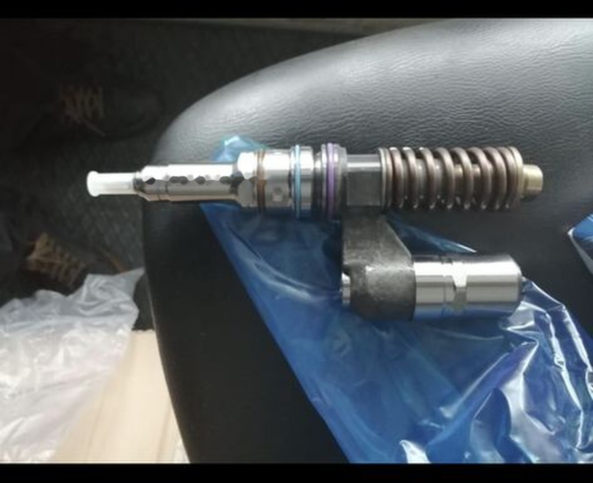 Bosch 2018 IVECO - Injector pentru Camion: Foto 2 Bosch 2018 IVECO - Injector pentru Camion: Foto 2