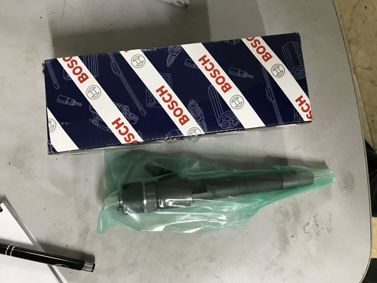 Bosch 2018 WLLA-13-H50 for Ford BOSCH automobile - Injector pentru Automobil: Foto 1 Bosch 2018 WLLA-13-H50 for Ford BOSCH automobile - Injector pentru Automobil: Foto 1