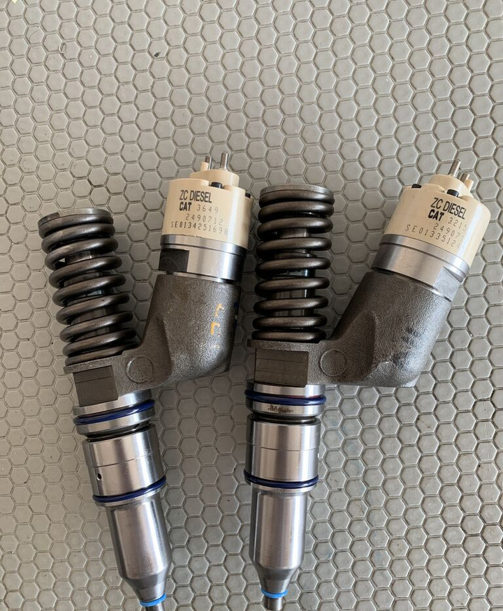 Caterpillar 2010 249-0712 Caterpillar truck - Injector pentru Camion: Foto 1 Caterpillar 2010 249-0712 Caterpillar truck - Injector pentru Camion: Foto 1