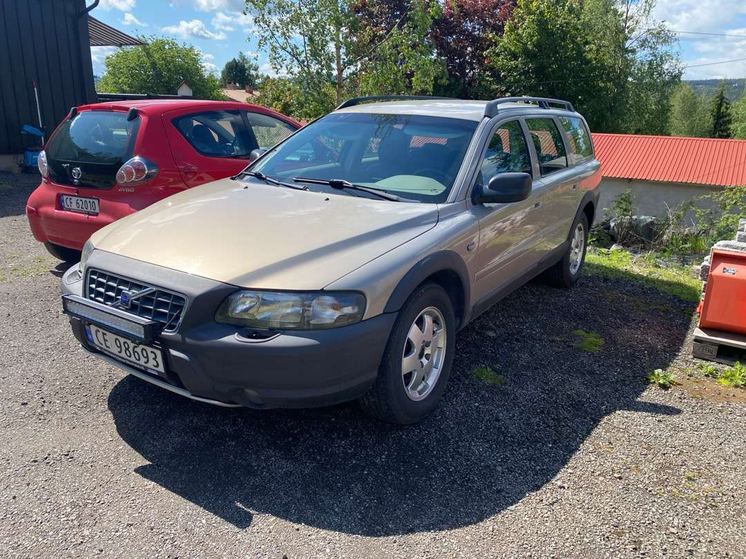 2001 Volvo XC70 EU-GODKJENT (rep.-objekt) - Automobil: Foto 1 2001 Volvo XC70 EU-GODKJENT (rep.-objekt) - Automobil: Foto 1