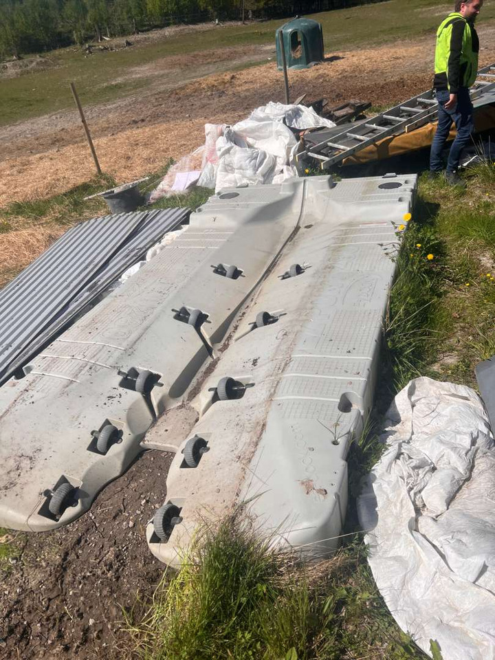 EZ Dock 280 (vannscooter dock) BESTE KVALITET - Alte utilaje: Foto 1 EZ Dock 280 (vannscooter dock) BESTE KVALITET - Alte utilaje: Foto 1