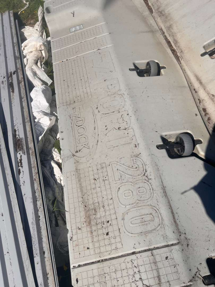 EZ Dock 280 (vannscooter dock) BESTE KVALITET - Alte utilaje: Foto 4 EZ Dock 280 (vannscooter dock) BESTE KVALITET - Alte utilaje: Foto 4