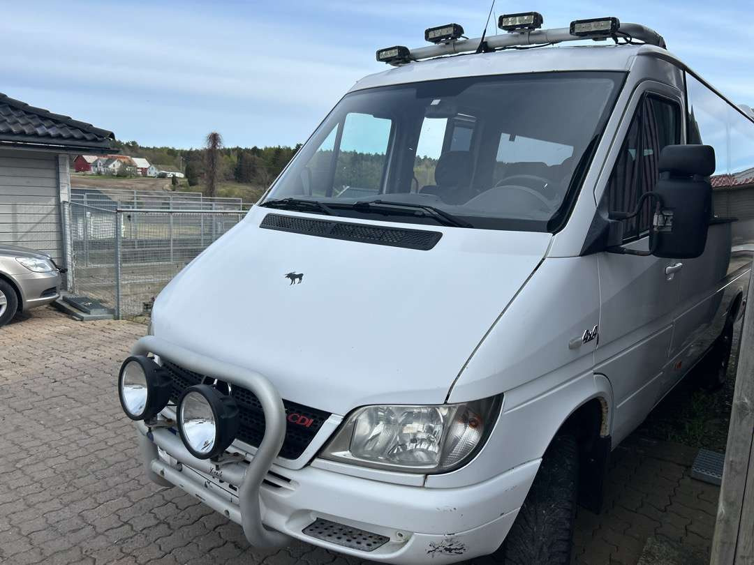 2005 Buss MERCEDES-BENZ 316CDI/35KA 11 seter - Autobuz: Foto 1 2005 Buss MERCEDES-BENZ 316CDI/35KA 11 seter - Autobuz: Foto 1