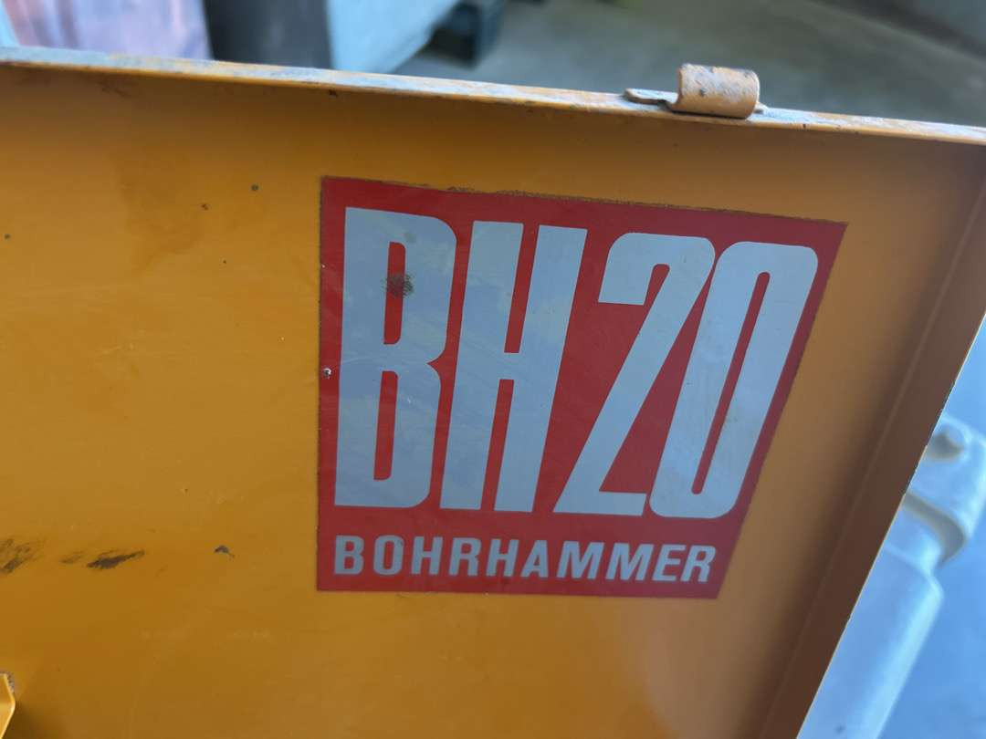 Borhammer fra AEG BH 20 - Echipament de atelier: Foto 5 Borhammer fra AEG BH 20 - Echipament de atelier: Foto 5