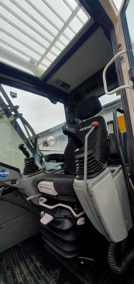 Excavator pe şenile Liebherr R 914 compact: Foto 6