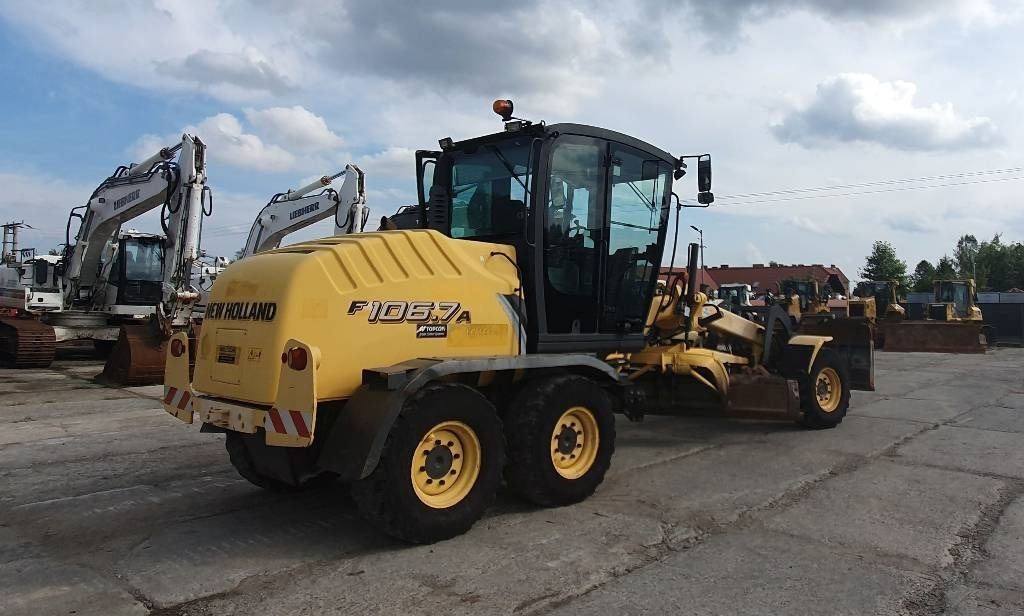 New Holland F 106.7 A - Autogreder: Foto 4 New Holland F 106.7 A - Autogreder: Foto 4