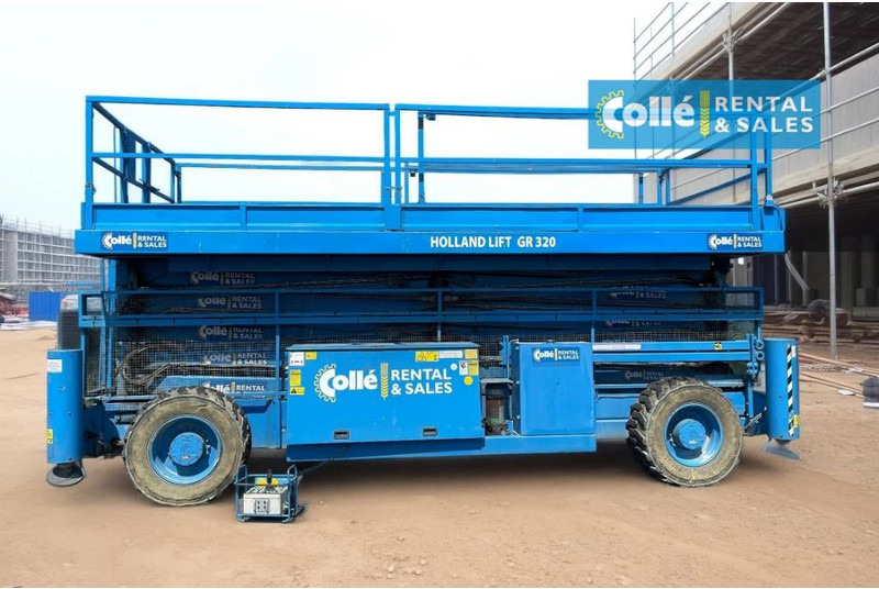 Holland lift Megastar G-320DL30 4WDS/N | 2006 - Platforma foarfeca: Foto 1 Holland lift Megastar G-320DL30 4WDS/N | 2006 - Platforma foarfeca: Foto 1