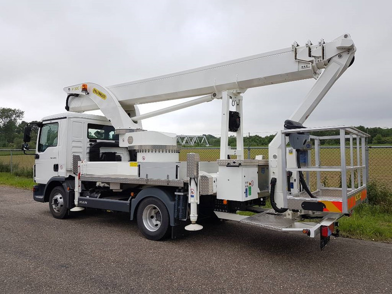 Palfinger P 300 KS | 2022 - Camion cu nacela: Foto 3 Palfinger P 300 KS | 2022 - Camion cu nacela: Foto 3