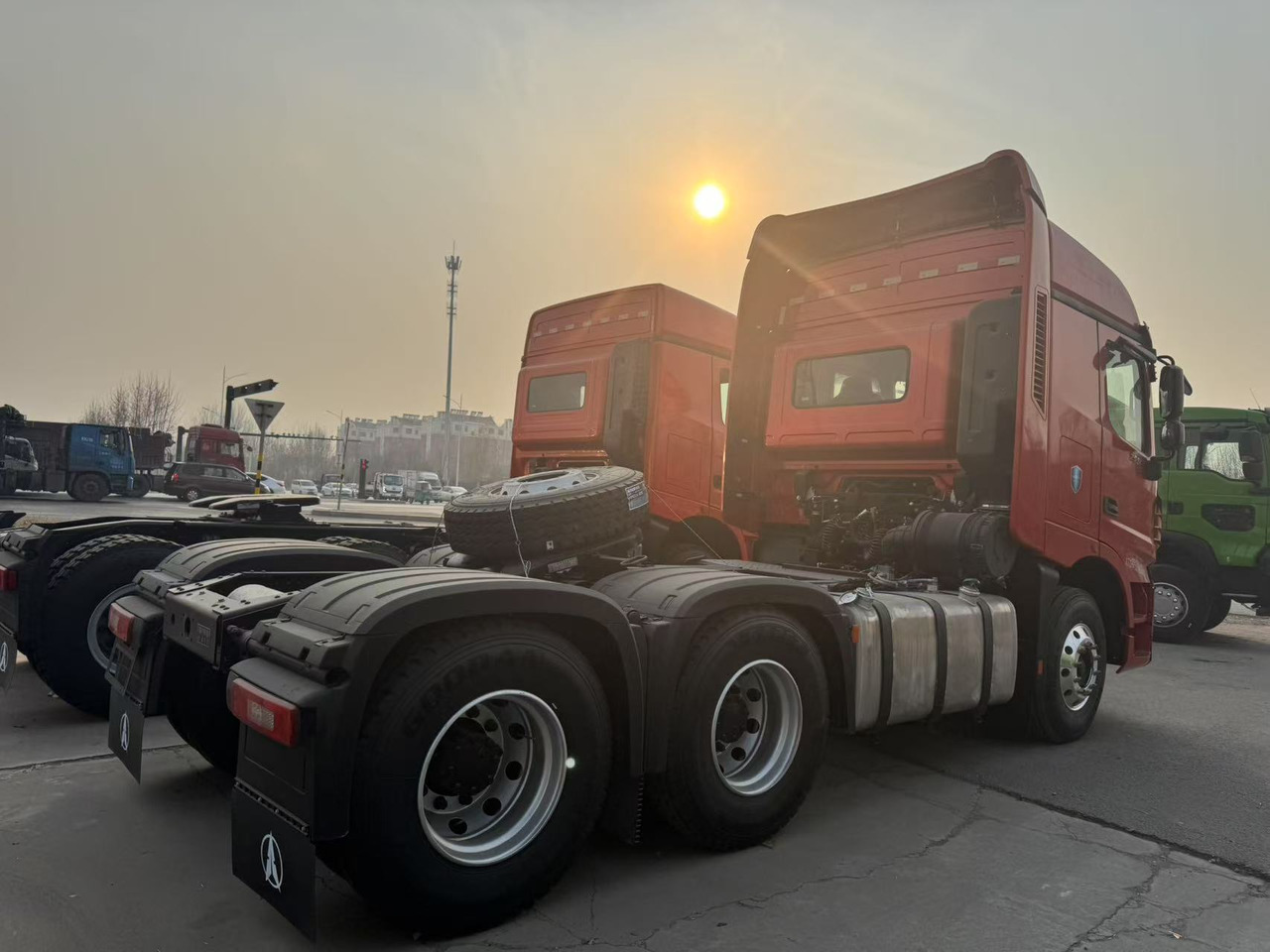 BEIBEN - Cap tractor: Foto 3 BEIBEN - Cap tractor: Foto 3