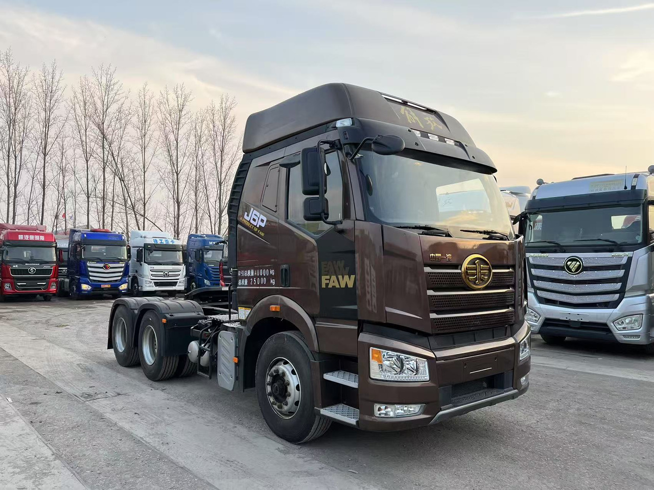 FAW J6P - Cap tractor: Foto 3 FAW J6P - Cap tractor: Foto 3