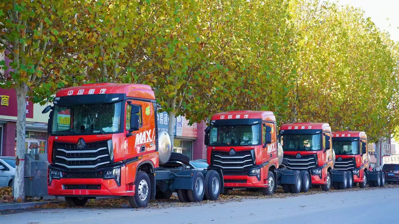 HOWO - Cap tractor: Foto 3 HOWO - Cap tractor: Foto 3