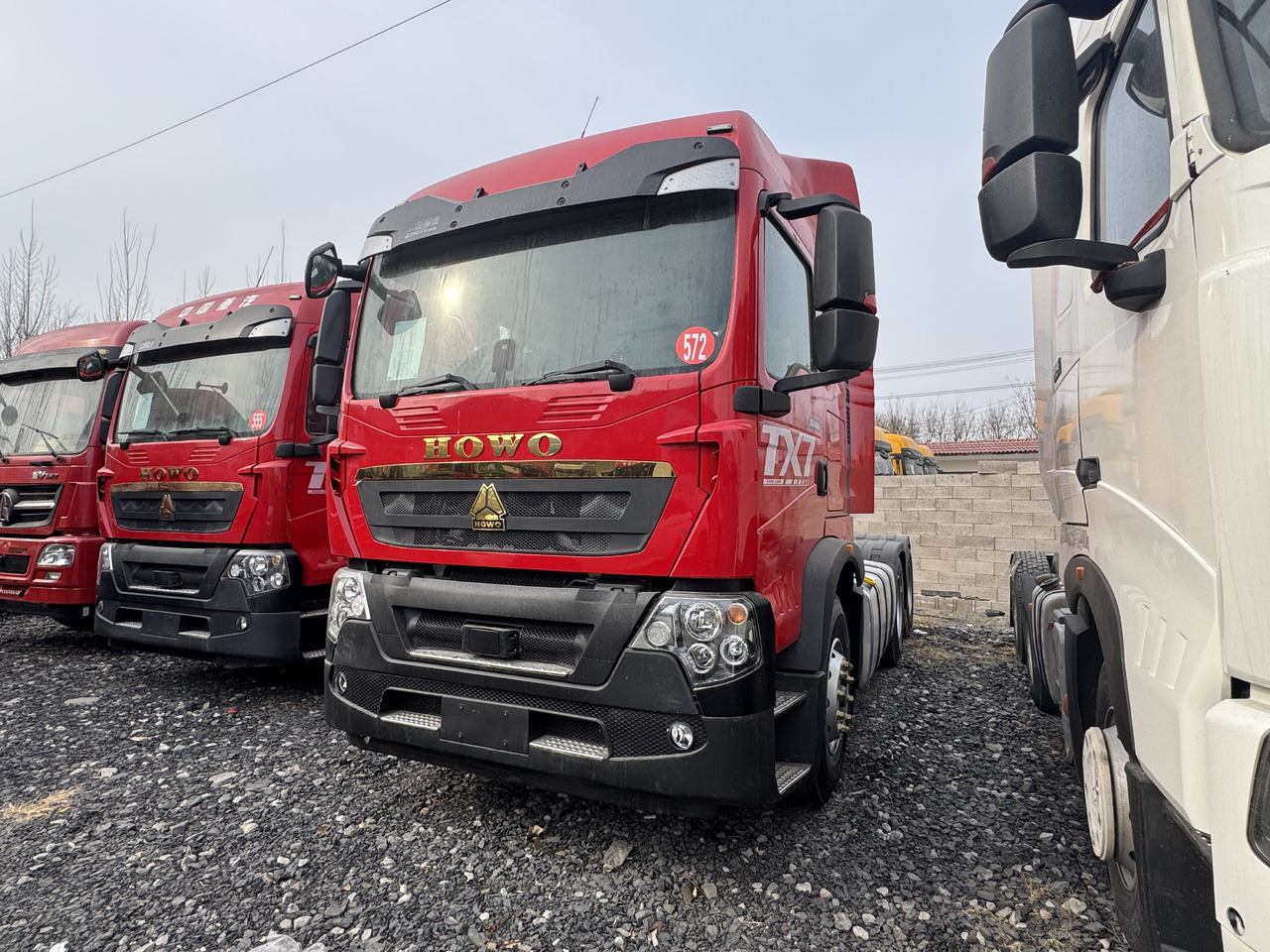 HOWO TX7 - Cap tractor: Foto 2 HOWO TX7 - Cap tractor: Foto 2