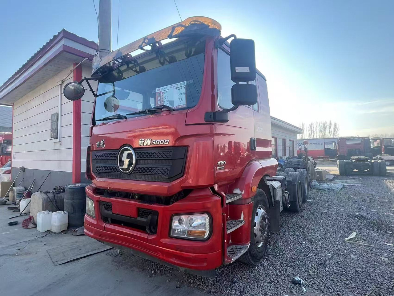 SHACMAN M3000 - Cap tractor: Foto 2 SHACMAN M3000 - Cap tractor: Foto 2