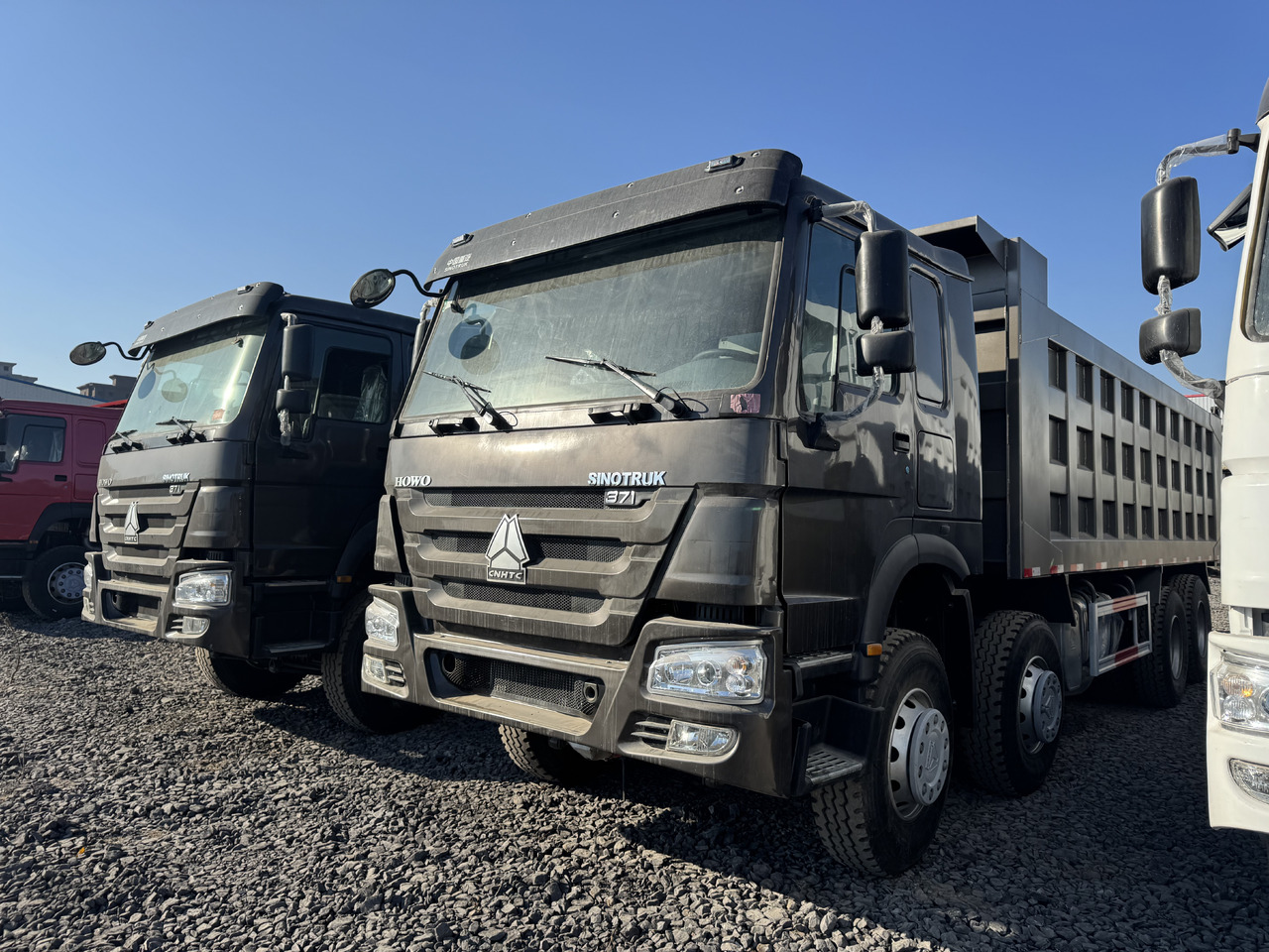HOWO - Camion basculantă: Foto 1 HOWO - Camion basculantă: Foto 1