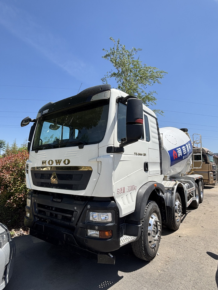 SINO TRUCK - Autobetonieră: Foto 1 SINO TRUCK - Autobetonieră: Foto 1