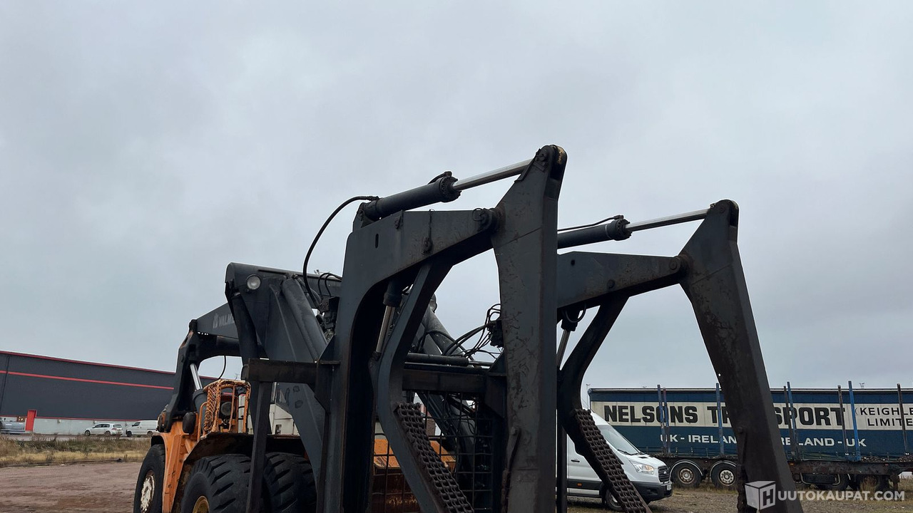 Valmet KTD2514A, alapihtikurottaja, Hamina - Alte utilaje: Foto 5 Valmet KTD2514A, alapihtikurottaja, Hamina - Alte utilaje: Foto 5