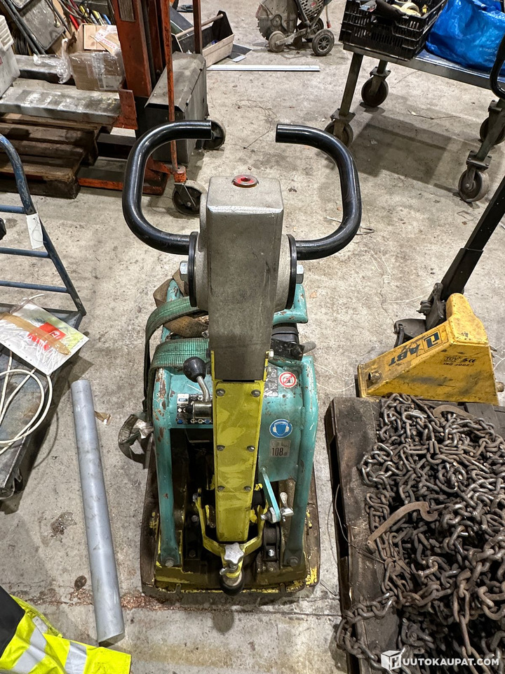 Ammann AVP 3520 tärylevy / maantiivistin, Hyvinkää - Placă compactoare: Foto 3 Ammann AVP 3520 tärylevy / maantiivistin, Hyvinkää - Placă compactoare: Foto 3