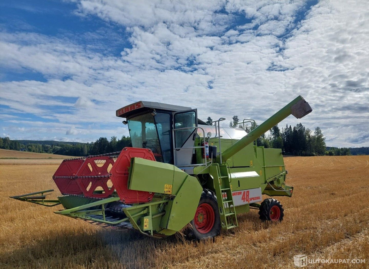 Claas Dominator 48 spezial vm.97, Viitasaari - Combină de recoltat cereale: Foto 1 Claas Dominator 48 spezial vm.97, Viitasaari - Combină de recoltat cereale: Foto 1