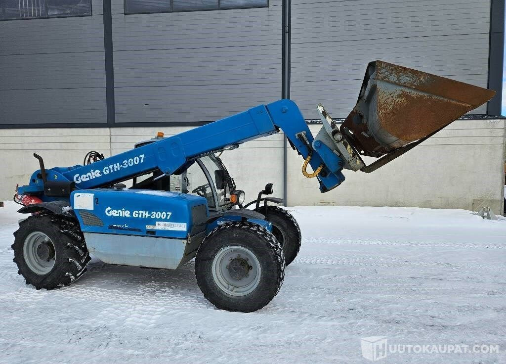 Genie GTH 3007, 2006, 4 260 h Kurottaja, Pirkkala - Stivuitor telescopic: Foto 2 Genie GTH 3007, 2006, 4 260 h Kurottaja, Pirkkala - Stivuitor telescopic: Foto 2
