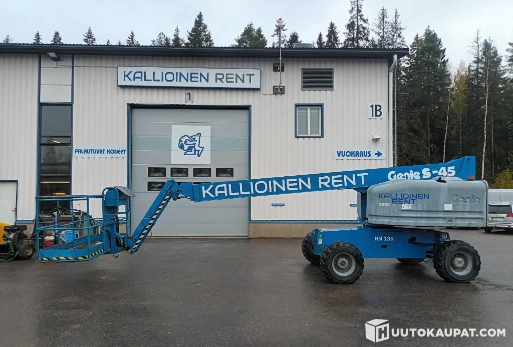 Genie S-45 RT, boom lift, rough-terrain, 2003, Hyvinkää - Nacela telescopica: Foto 1 Genie S-45 RT, boom lift, rough-terrain, 2003, Hyvinkää - Nacela telescopica: Foto 1