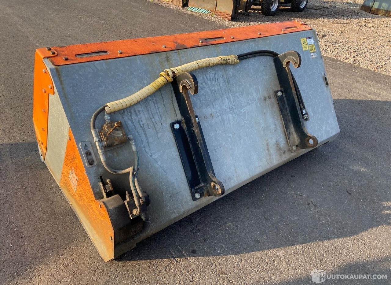 KVex TH2000 hiekoituskauha, Virrat - Sararita: Foto 5 KVex TH2000 hiekoituskauha, Virrat - Sararita: Foto 5