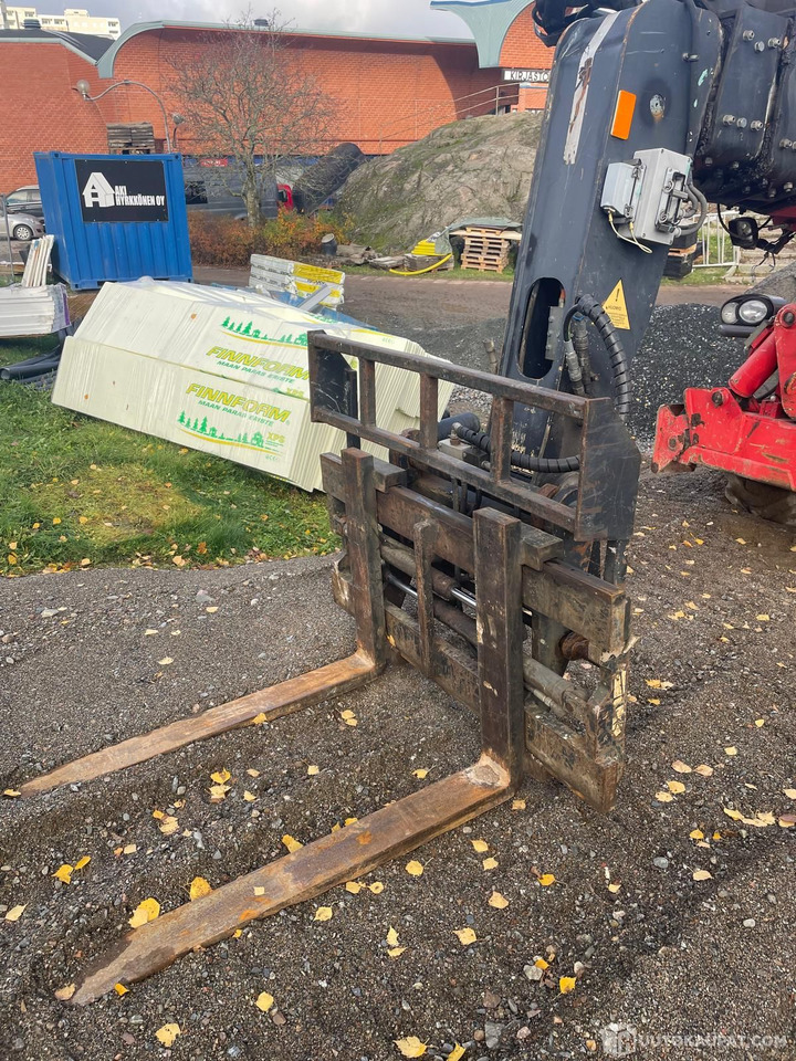 Kurottaja Manitou MRT 2540, 2007, Tampere, Tampere - Stivuitor telescopic: Foto 3 Kurottaja Manitou MRT 2540, 2007, Tampere, Tampere - Stivuitor telescopic: Foto 3