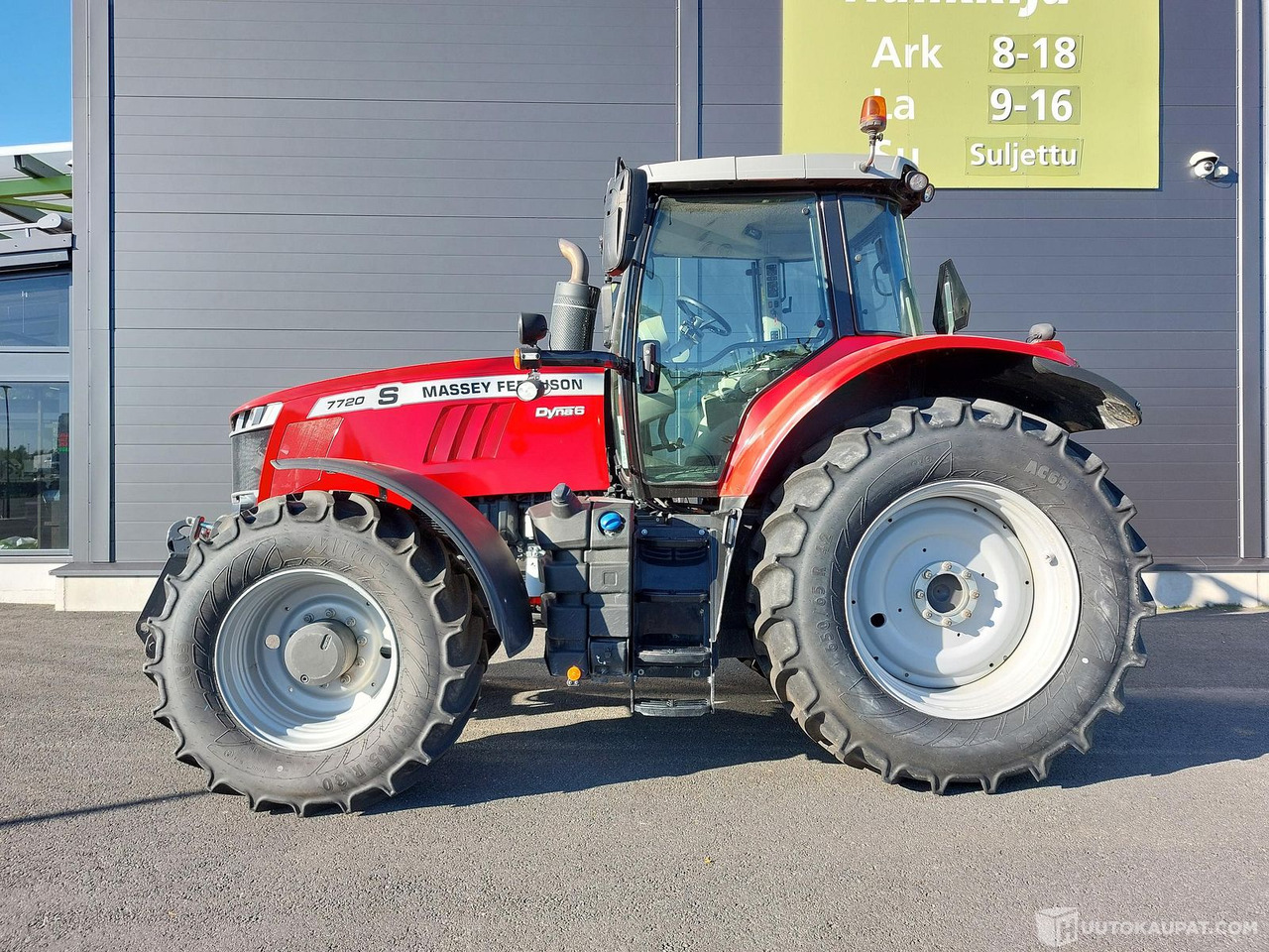 Massey Ferguson 7720 S, 2020 MTK25, Seinäjoki - Tractor agricol: Foto 2 Massey Ferguson 7720 S, 2020 MTK25, Seinäjoki - Tractor agricol: Foto 2