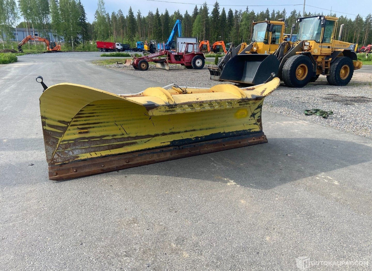 Rote PA300 Perhosaura, 2009 Perhosaura MTK25, Virrat - Plug zapada: Foto 1 Rote PA300 Perhosaura, 2009 Perhosaura MTK25, Virrat - Plug zapada: Foto 1