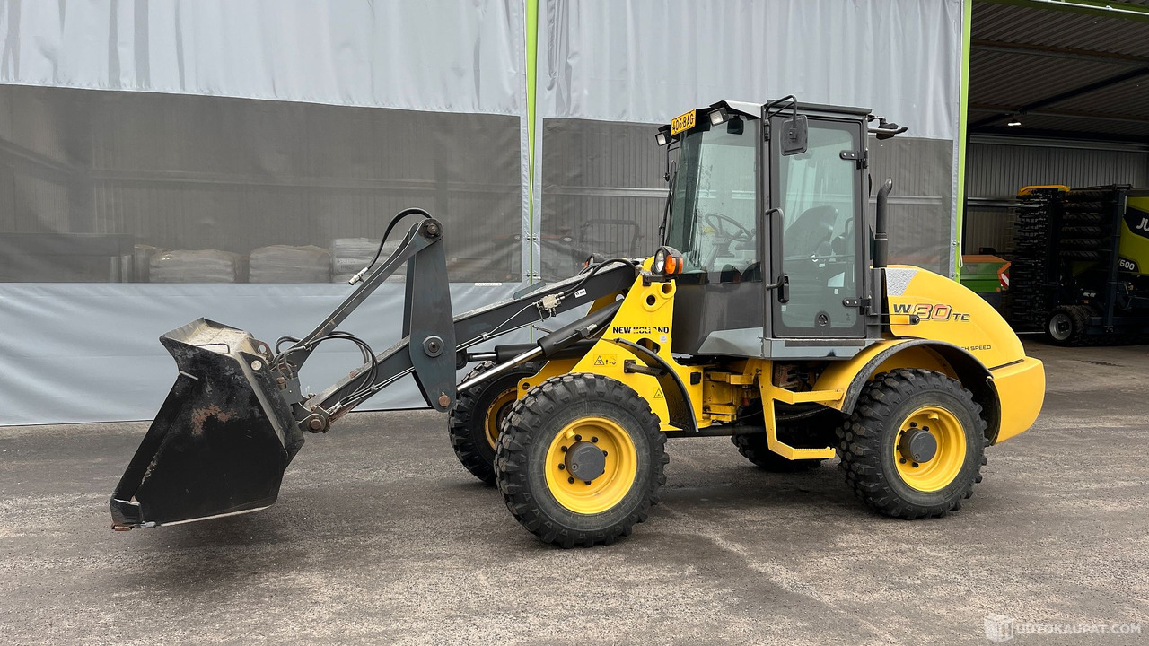 New Holland W80 TC HIGHSP, 2008, pyöräkuormaaja, Seinäjoki - Utilaje agricole: Foto 1 New Holland W80 TC HIGHSP, 2008, pyöräkuormaaja, Seinäjoki - Utilaje agricole: Foto 1