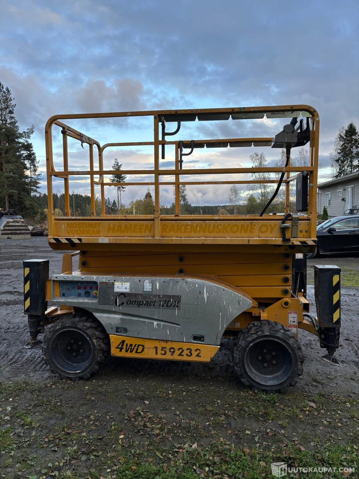 Haulotte Compact 12DX, 2007 Saksilava nostin, Lempäälä - Utilaje constructii: Foto 1 Haulotte Compact 12DX, 2007 Saksilava nostin, Lempäälä - Utilaje constructii: Foto 1