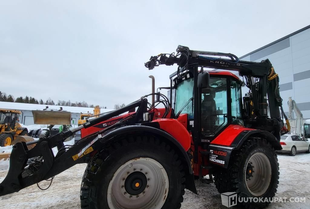 Huddig 1260 C Kronos, 2014, 9 000 h Traktorikuormaaja, Kerava - Utilaje constructii: Foto 4 Huddig 1260 C Kronos, 2014, 9 000 h Traktorikuormaaja, Kerava - Utilaje constructii: Foto 4