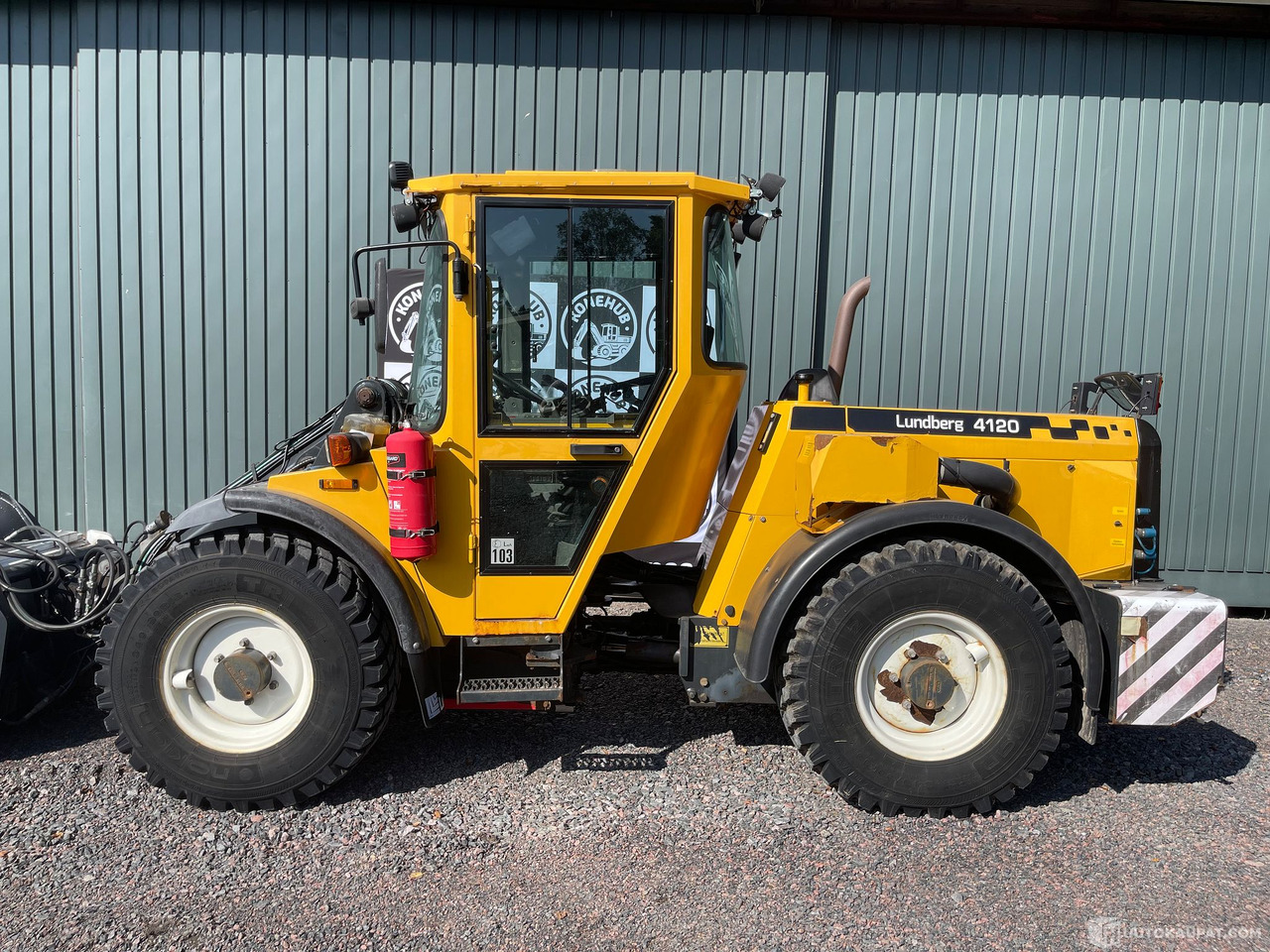 Lundberg 4200 LS, kiinteistöhoitokone, 2017, Lohja - Utilaje constructii: Foto 4 Lundberg 4200 LS, kiinteistöhoitokone, 2017, Lohja - Utilaje constructii: Foto 4