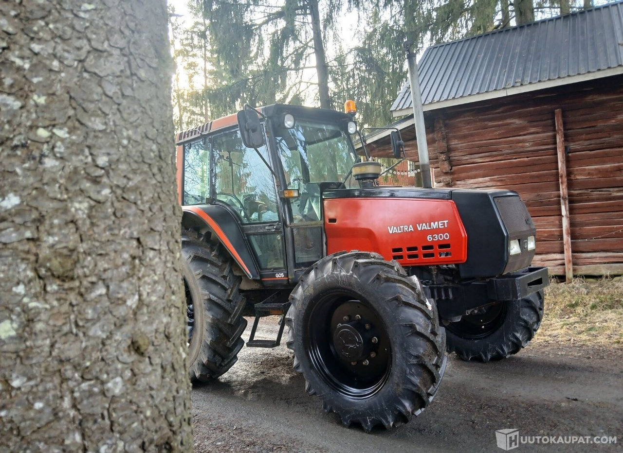 Valmet 6300, 1994, Diesel, 5 000 h Traktori, Forssa - Tractor agricol: Foto 2 Valmet 6300, 1994, Diesel, 5 000 h Traktori, Forssa - Tractor agricol: Foto 2