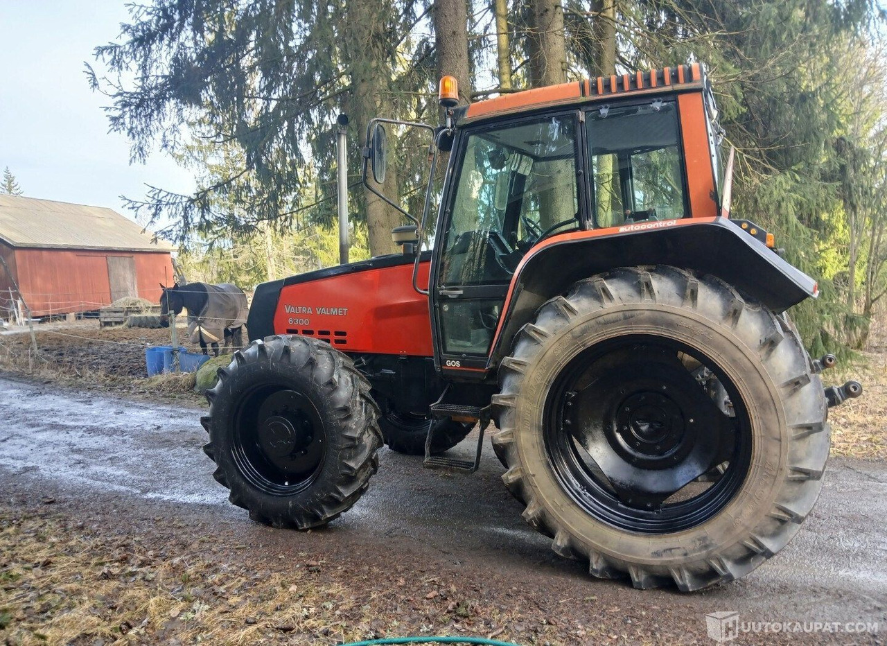 Valmet 6300, 1994, Diesel, 5 000 h Traktori, Forssa - Tractor agricol: Foto 1 Valmet 6300, 1994, Diesel, 5 000 h Traktori, Forssa - Tractor agricol: Foto 1