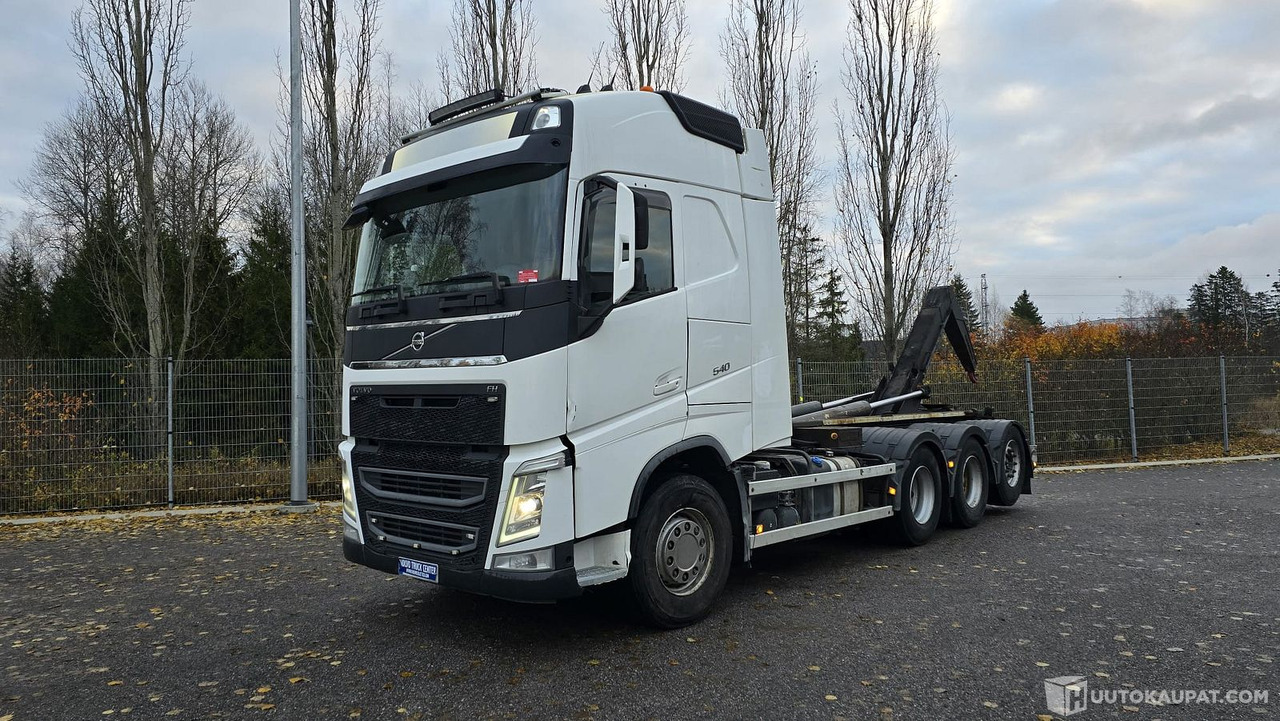 Volvo FH540 8x4, koukkulava kuorma-auto, 2017, Vantaa - Camion cu cârlig: Foto 1 Volvo FH540 8x4, koukkulava kuorma-auto, 2017, Vantaa - Camion cu cârlig: Foto 1