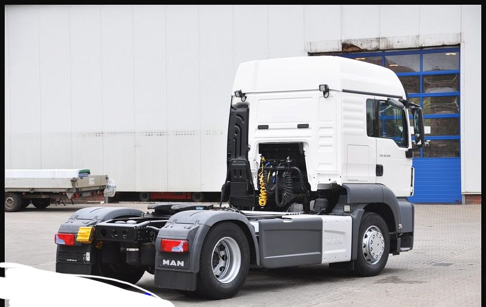 MAN TGS 18.420 2019 NAUKA JAZDY POLIFT ELKA AUTOMAT 4x2 STANDARD 315/70r22.5 SUPER STAN TGX 470 460 420 430 500 510 400 360 410 - Cap tractor: Foto 5 MAN TGS 18.420 2019 NAUKA JAZDY POLIFT ELKA AUTOMAT 4x2 STANDARD 315/70r22.5 SUPER STAN TGX 470 460 420 430 500 510 400 360 410 - Cap tractor: Foto 5