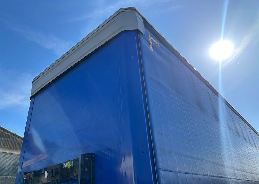 Kögel SALON PL / STANDARD 2022 SAF / PALECIARA / STAN BARDZO DOBRY / OD PIERWSZEGO WŁAŚCICIELA / SKRZYNIA NA PALETY / TOP 2022 - Semiremorcă prelată: Foto 4 Kögel SALON PL / STANDARD 2022 SAF / PALECIARA / STAN BARDZO DOBRY / OD PIERWSZEGO WŁAŚCICIELA / SKRZYNIA NA PALETY / TOP 2022 - Semiremorcă prelată: Foto 4