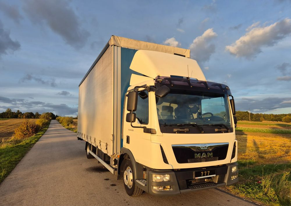 MAN TGL 12.250 6.2m 7.6m HAK AUTOMAT KLIMA 12000kg ESP EURO 6 mega / TOP STAN / okazja nauka jazdy MOŻLIWOŚĆ DOSTOSOWANIA elka - Camion cu prelată: Foto 2 MAN TGL 12.250 6.2m 7.6m HAK AUTOMAT KLIMA 12000kg ESP EURO 6 mega / TOP STAN / okazja nauka jazdy MOŻLIWOŚĆ DOSTOSOWANIA elka - Camion cu prelată: Foto 2