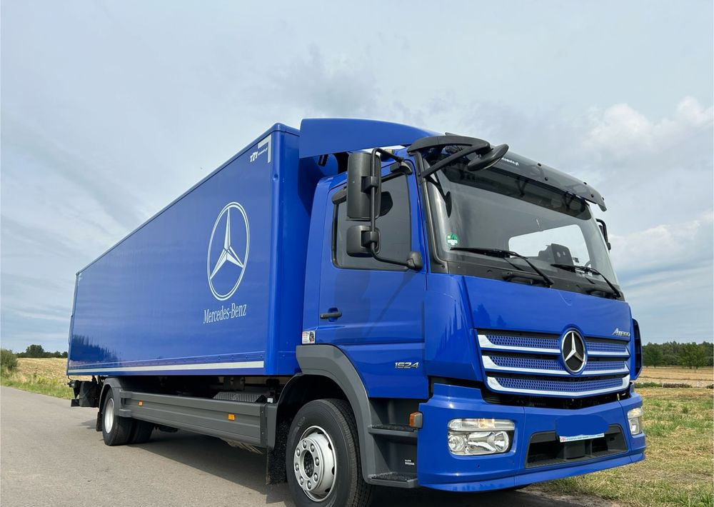 Mercedes-Benz Atego 1524 Z Niemiec 8.65m TOP 2018 Przód i tył na poduszkach 15t DMC / TOP STAN - Camion furgon: Foto 1 Mercedes-Benz Atego 1524 Z Niemiec 8.65m TOP 2018 Przód i tył na poduszkach 15t DMC / TOP STAN - Camion furgon: Foto 1
