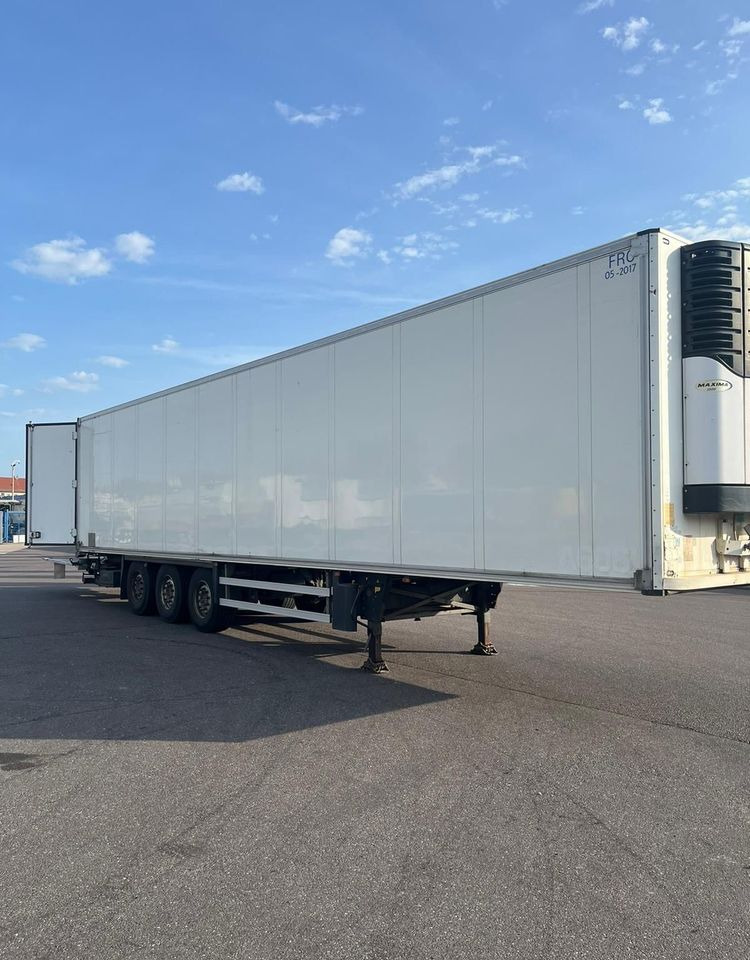 Schmitz Cargobull CARRIER MAXIMA 1300 / WINDA / DOPPEL STOCK / ŚCIANA GRODZIOWA / BELKI / PODNOSZONA OŚ / z Niemiec / TOP STAN 2011/ CARRIER CHŁODNIA CHLODNIA LODÓWKA PODWÓJNY ZAŁADUNEK PIĘTROWA - Semiremorcă frigider: Foto 1 Schmitz Cargobull CARRIER MAXIMA 1300 / WINDA / DOPPEL STOCK / ŚCIANA GRODZIOWA / BELKI / PODNOSZONA OŚ / z Niemiec / TOP STAN 2011/ CARRIER CHŁODNIA CHLODNIA LODÓWKA PODWÓJNY ZAŁADUNEK PIĘTROWA - Semiremorcă frigider: Foto 1