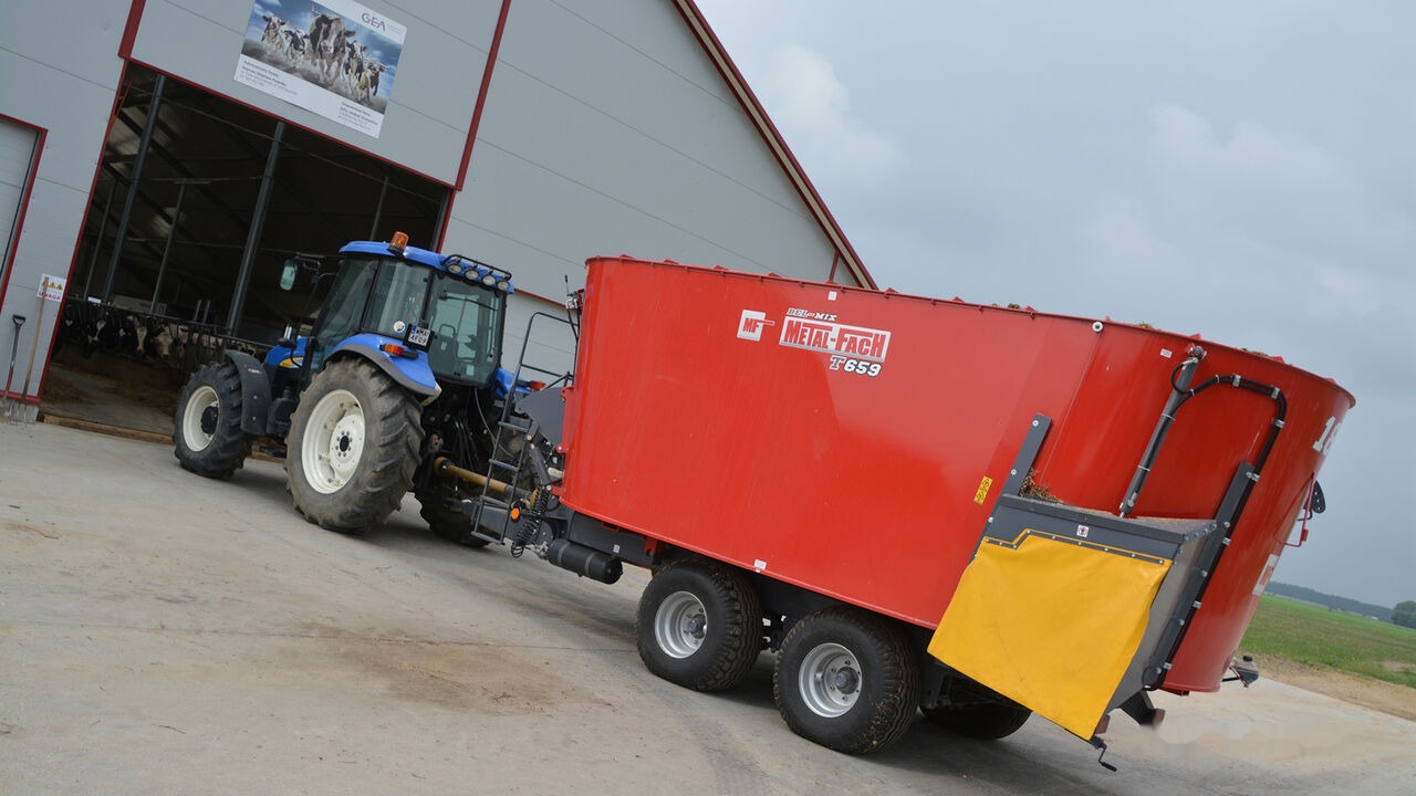 Metal-Fach T659 - BELMIX - Remorcă distribuit furaje: Foto 1 Metal-Fach T659 - BELMIX - Remorcă distribuit furaje: Foto 1