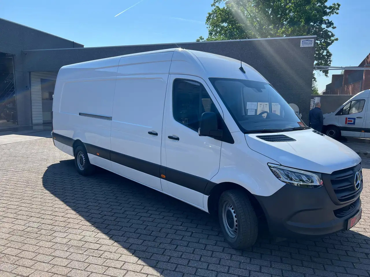 Mercedes-Benz Sprinter 314 L4H2 (31.500€ex)NAVI CAMERA 360° COMFORT - Dubă: Foto 2 Mercedes-Benz Sprinter 314 L4H2 (31.500€ex)NAVI CAMERA 360° COMFORT - Dubă: Foto 2