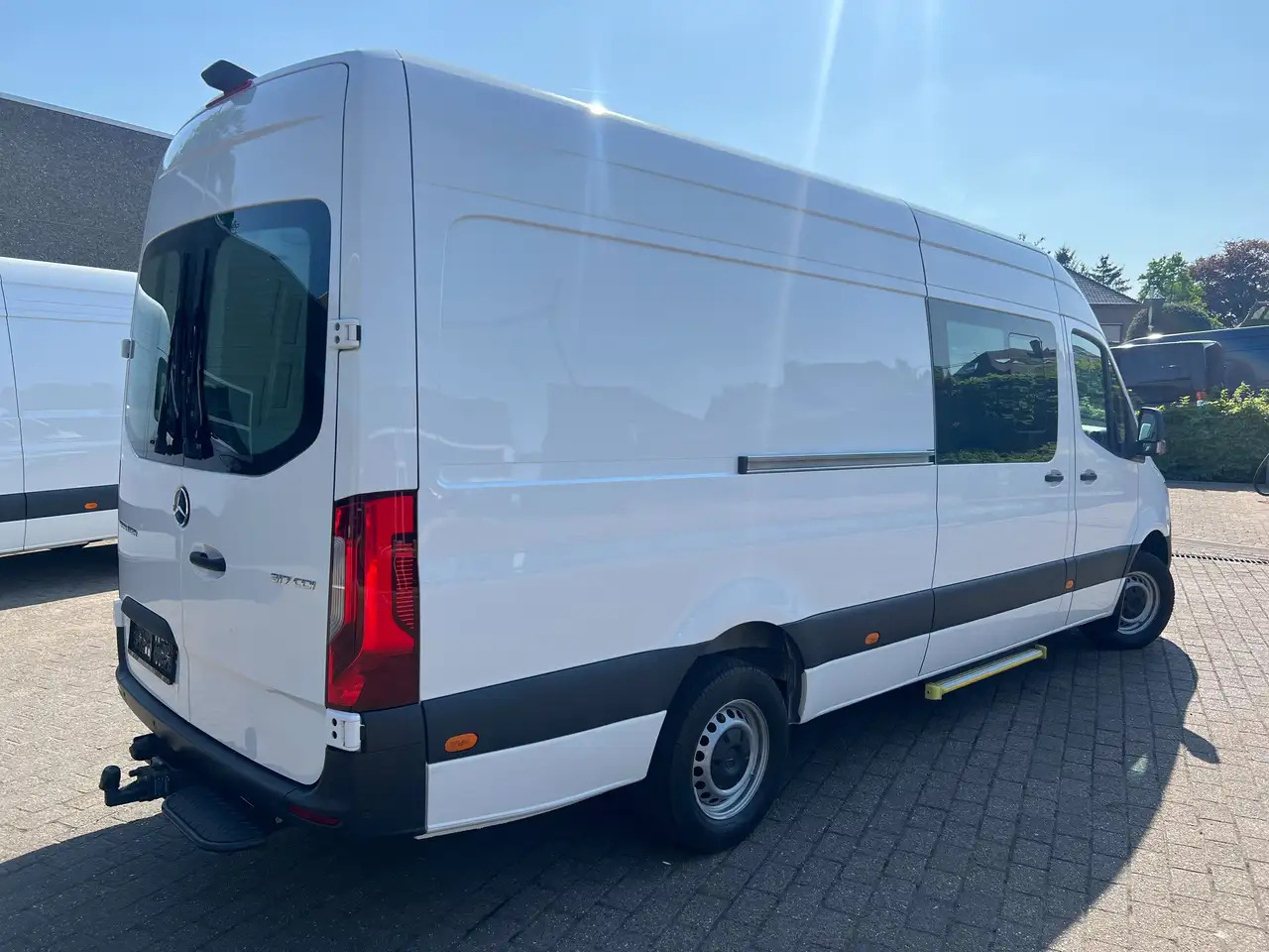Mercedes-Benz Sprinter 317 L3H2 (37.000ex) 9G-TRONIC CAMERA PTS MBUX PANO - Dubă: Foto 4 Mercedes-Benz Sprinter 317 L3H2 (37.000ex) 9G-TRONIC CAMERA PTS MBUX PANO - Dubă: Foto 4
