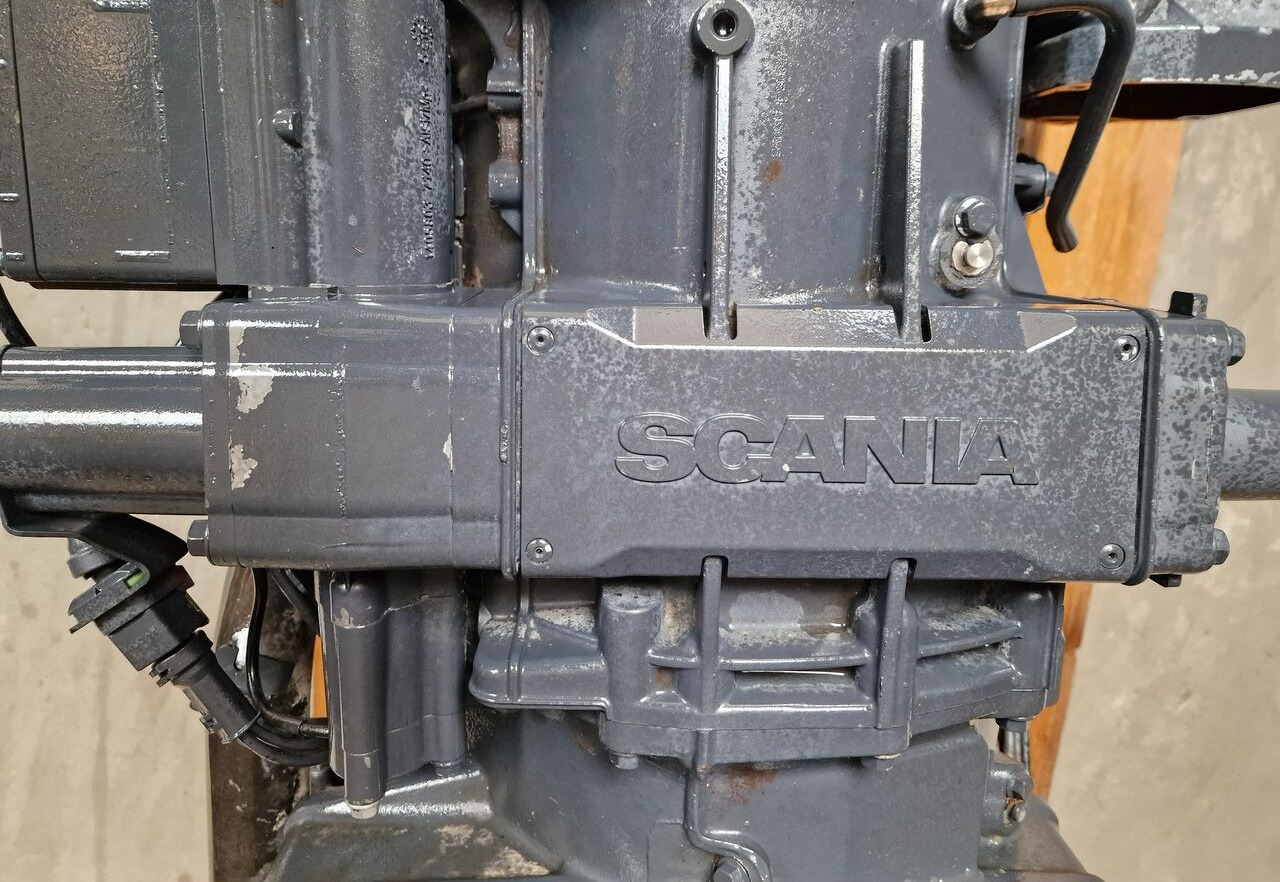 Scania GRS 895R NTG TMS 19R Scania GRS 895R NTG TMS truck - Cutie de viteze pentru Camion: Foto 5 Scania GRS 895R NTG TMS 19R Scania GRS 895R NTG TMS truck - Cutie de viteze pentru Camion: Foto 5