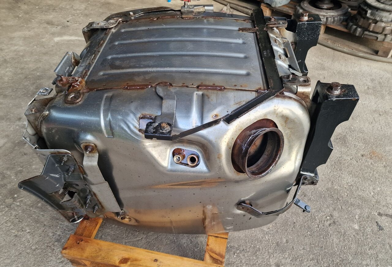 Scania Katalizator DPF R XPI Euro 6 DC13 2164453 2158333 Scania R XPI 410 Euro 6 DC13 2164453 2158333 truck - Toba esapament pentru Camion: Foto 1 Scania Katalizator DPF R XPI Euro 6 DC13 2164453 2158333 Scania R XPI 410 Euro 6 DC13 2164453 2158333 truck - Toba esapament pentru Camion: Foto 1