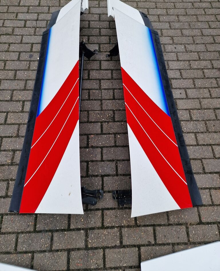 Scania Owiewka Komplet Owiewek R Topline Scania R Topline truck - Aerodinamică/ Spoiler pentru Camion: Foto 5 Scania Owiewka Komplet Owiewek R Topline Scania R Topline truck - Aerodinamică/ Spoiler pentru Camion: Foto 5