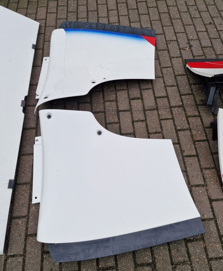 Scania Owiewka Komplet Owiewek R Topline Scania R Topline truck - Aerodinamică/ Spoiler pentru Camion: Foto 2 Scania Owiewka Komplet Owiewek R Topline Scania R Topline truck - Aerodinamică/ Spoiler pentru Camion: Foto 2