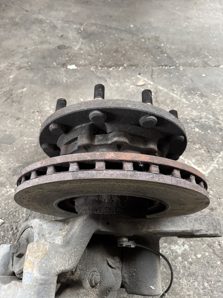 Ford F-Max Cargo - Butuc: Foto 4 Ford F-Max Cargo - Butuc: Foto 4