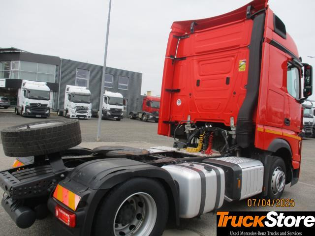 Mercedes-Benz Actros 1845 LS - Cap tractor: Foto 3 Mercedes-Benz Actros 1845 LS - Cap tractor: Foto 3