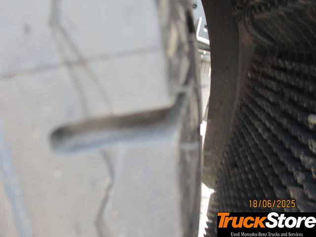 Mercedes-Benz Actros 1845 LS - Cap tractor: Foto 5 Mercedes-Benz Actros 1845 LS - Cap tractor: Foto 5
